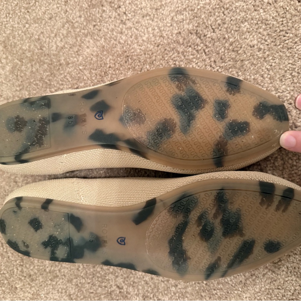 Rothy's Women's Beige Flats sz 8.5 - Picture 4 of 7